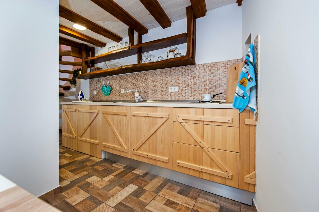 Joseph'S Yard Apartment Ρόβινι Εξωτερικό φωτογραφία