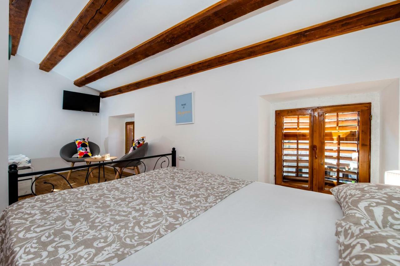 Joseph'S Yard Apartment Ρόβινι Εξωτερικό φωτογραφία